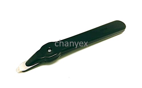 Pen Type Staple Remover